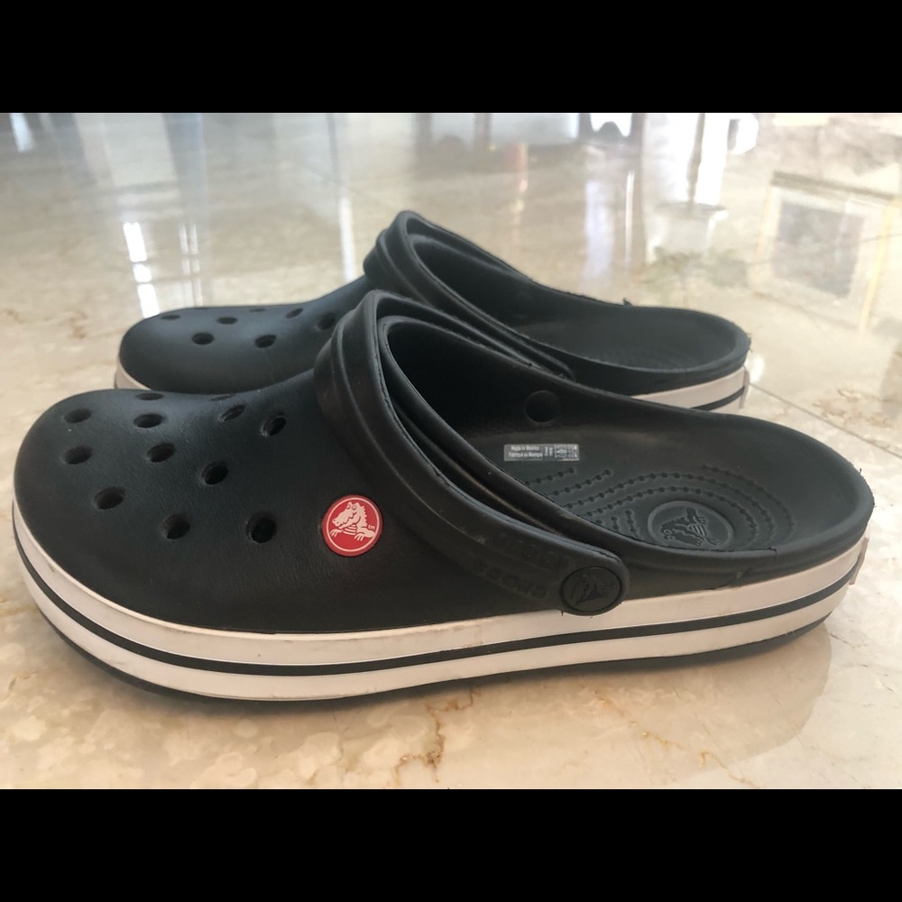 Crocs Black with White Stripes SZ 9